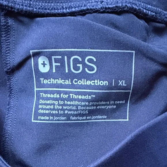 🩵Figs High Waisted Madryn Flare Scrub Pants in Navy - Picture 3 of 5